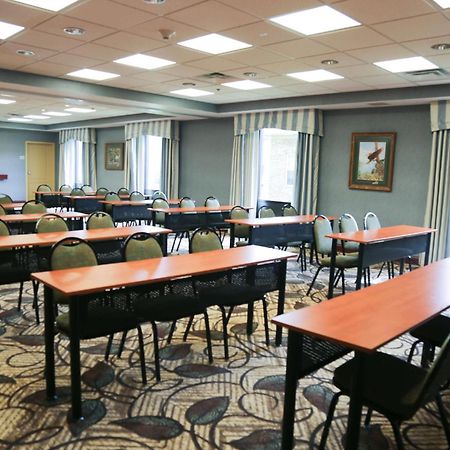 Hampton Inn Морхед Экстерьер фото