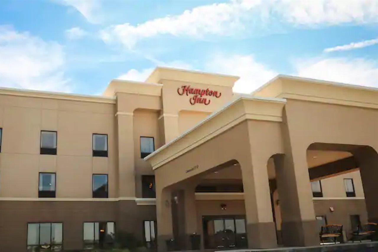 Hampton Inn Морхед Экстерьер фото