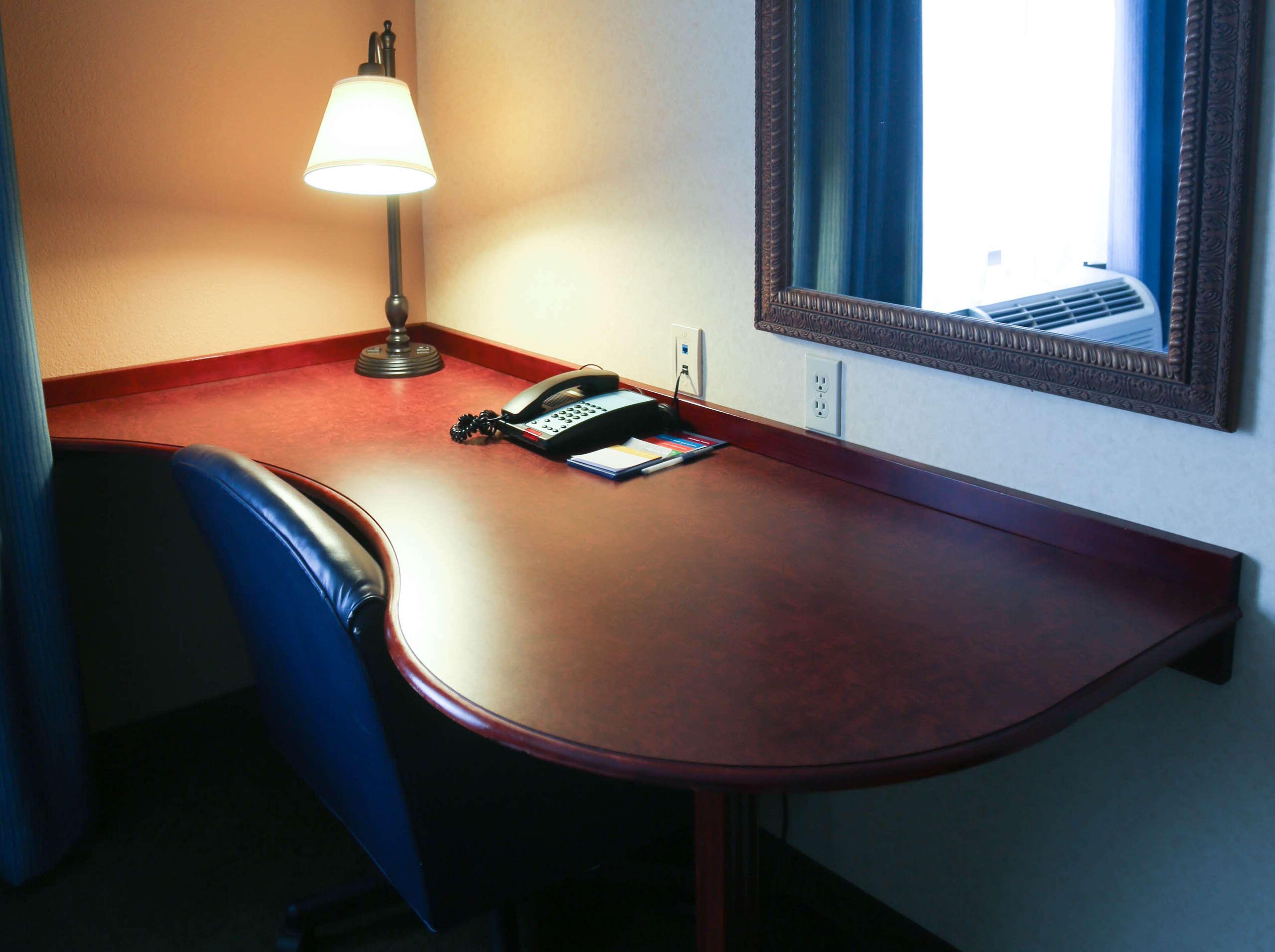 Hampton Inn Морхед Экстерьер фото
