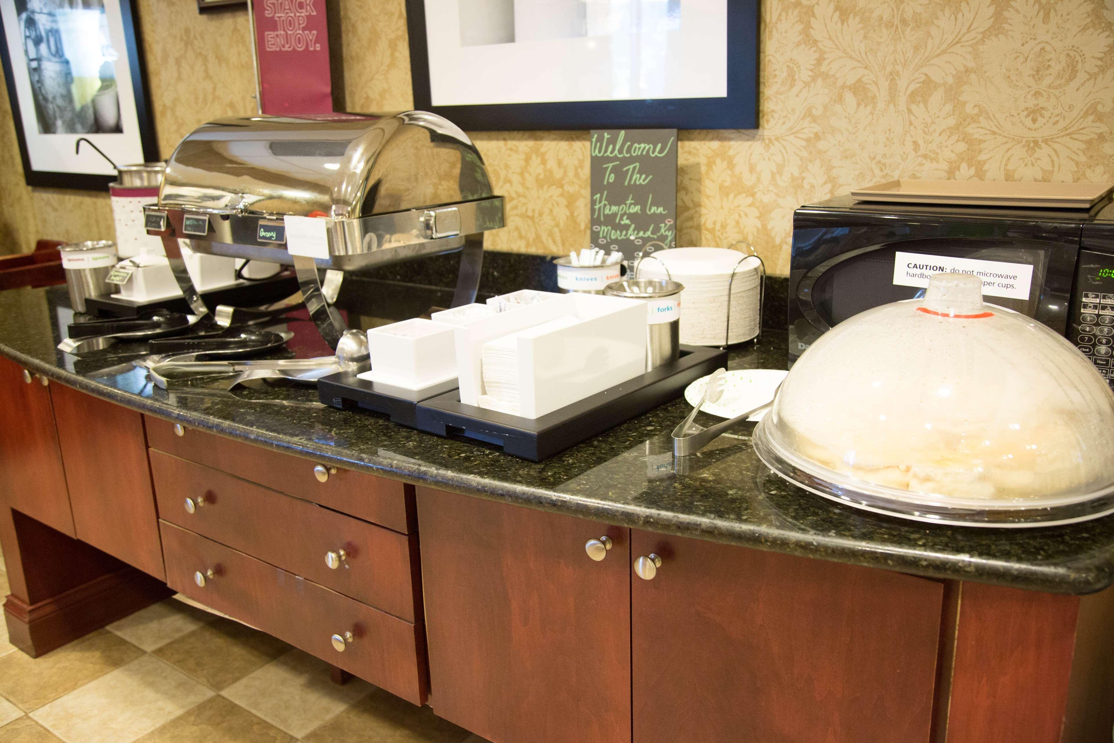 Hampton Inn Морхед Экстерьер фото